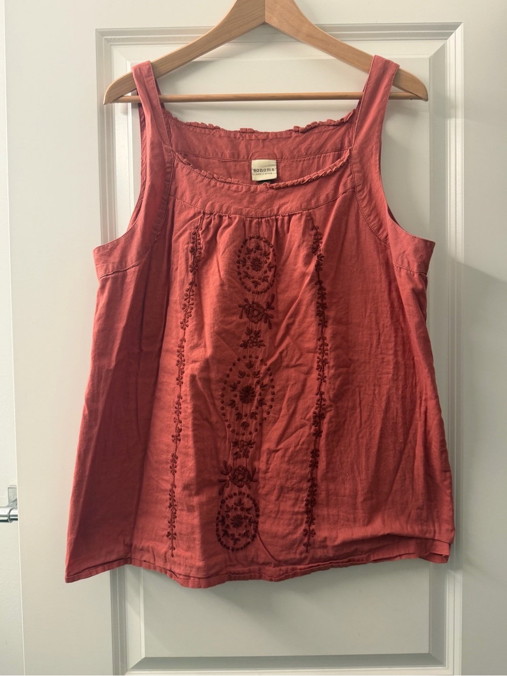 Sonoma Coral Rust Embroidered Scoop Tank
